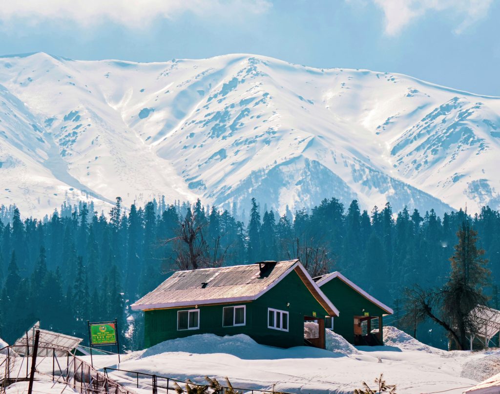 ​Best Time to Visit Kashmir: Month-by-Month Guide (2026)