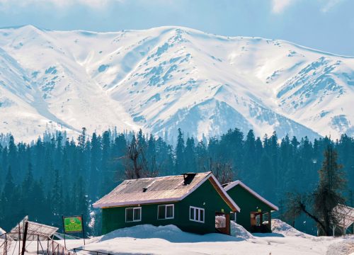 ​Best Time to Visit Kashmir: Month-by-Month Guide (2026)